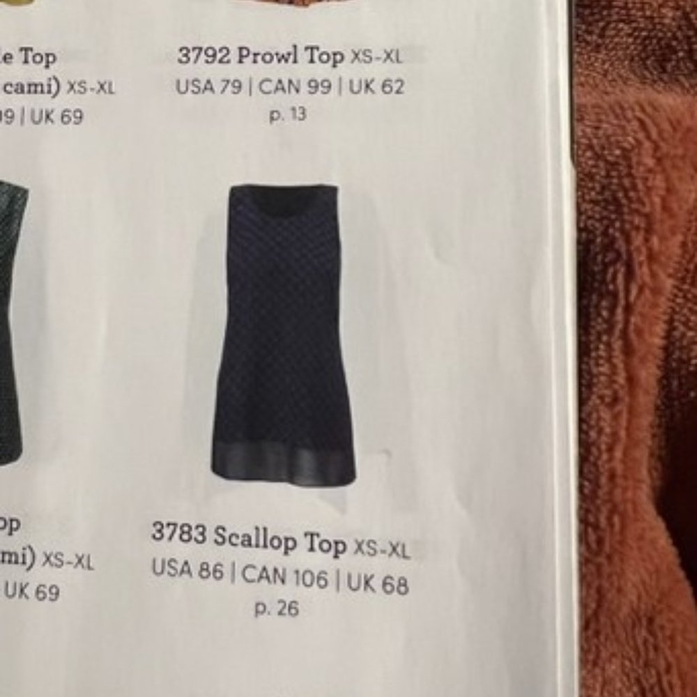 Cabi Medium Scallop Top